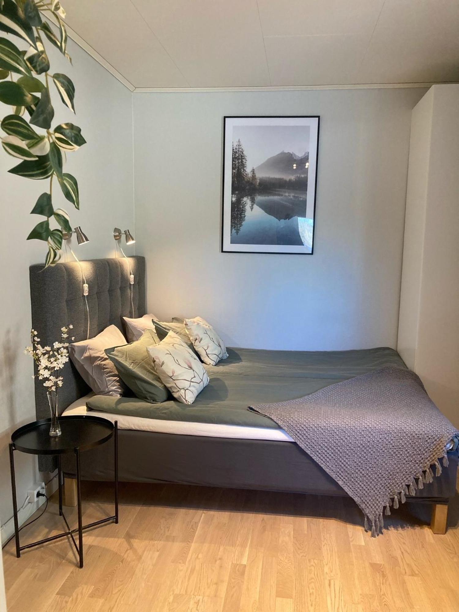 Stenlid - Med Naturen Och Lugnet I Fokus Veddige Room photo